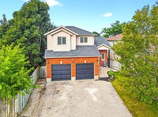 96 Kent St, Cambridge, ON N1S4H2