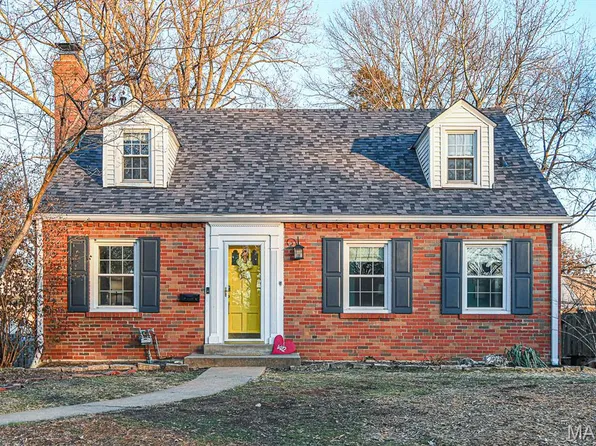 1412 Gardenia Dr, Saint Louis, MO 63119