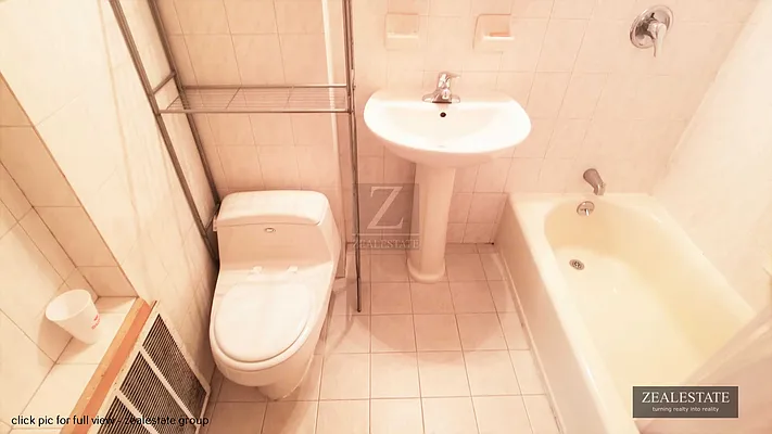 Rented by ZealEstate Group Inc | media 15