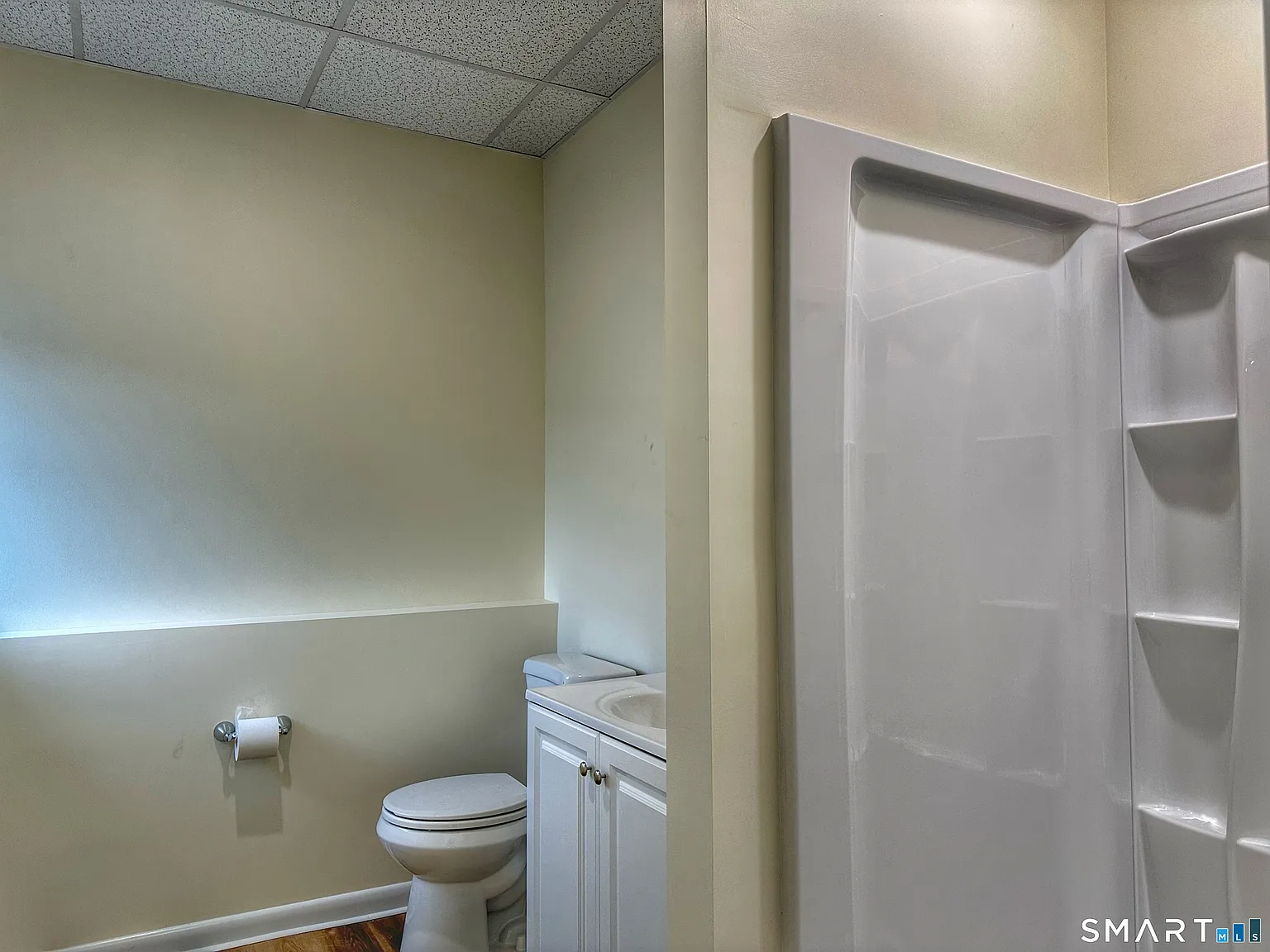 1 bed, 1.0 bath, 700 sqft, $2,200 — Photo 3