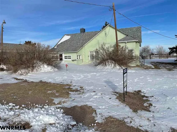 312 College St, Harrisburg, NE 69345