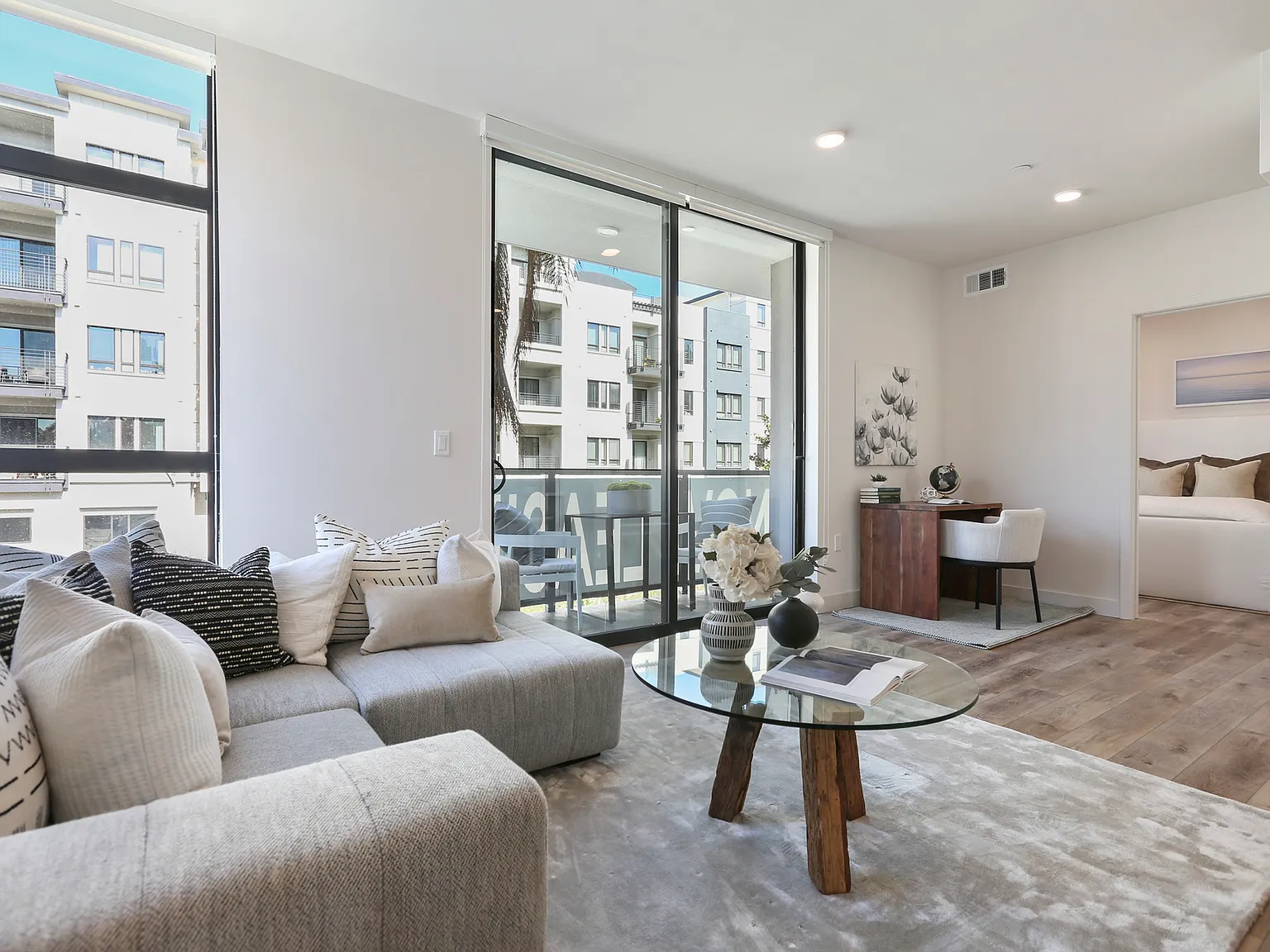 Ridgeley Apartments — Photo 4