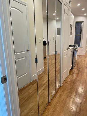 Rented by Manhattan Flats | media 17