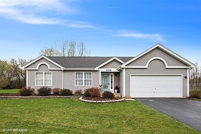 1st image of 4528 Vista Dr