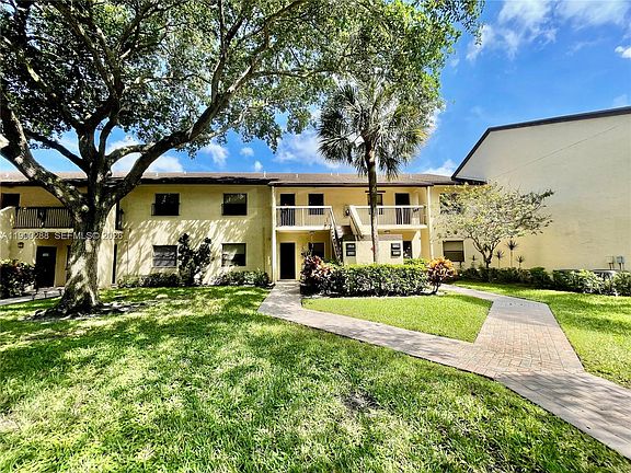 2nd image of 3137 Carambola Cir S #2369