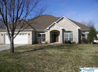 210 Derby Dr, Decatur, AL 35603