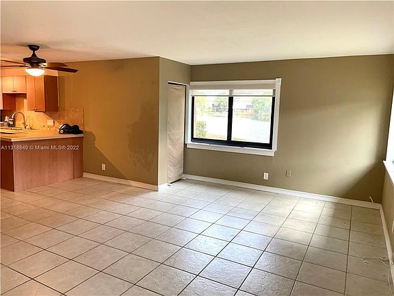 5th image of 196 Wimbledon Lake Dr #12-74