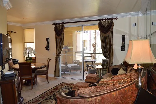 220 E Flamingo Rd #202