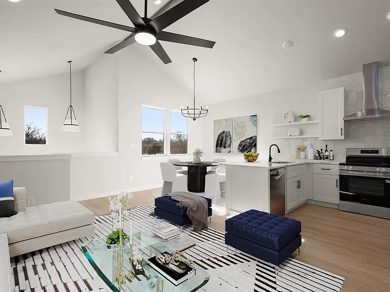 306 S Avenue P #B — Photo 9