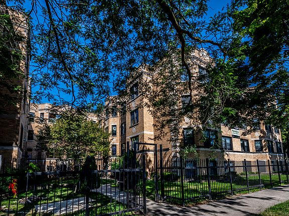 5th image of 8100 S Essex Ave #8110-3W