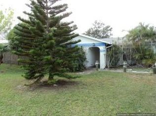 2212 SE Shipping Rd, Port Saint Lucie, FL 34952