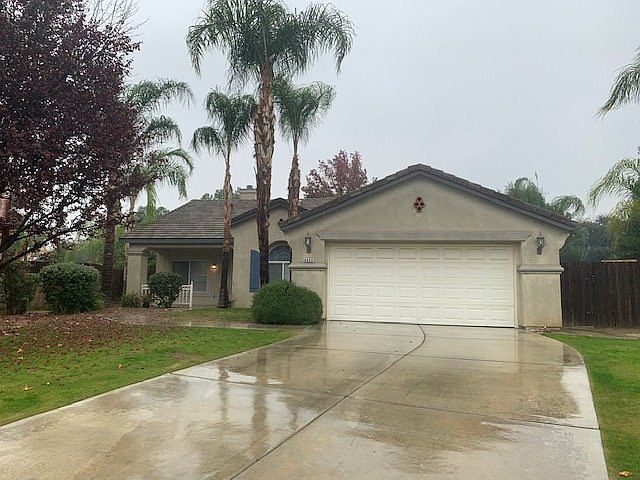1st image of 6000 Lakewood Shores Dr