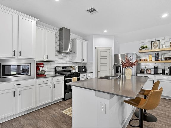 4th image of 12812 Tokenhouse Ln