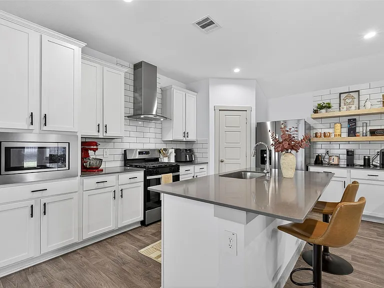 12812 Tokenhouse Ln — Photo 4