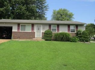 1135 Airglades Dr, Arnold, MO 63010