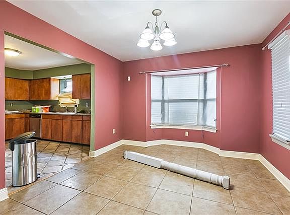 3rd image of 3313 Acorn Dr