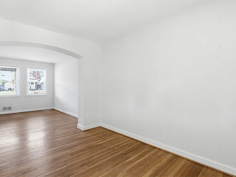 7536 Westfield Rd — Photo 9
