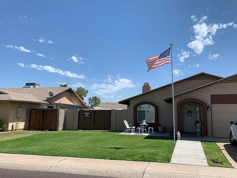 5825 W Muriel Dr — Photo 1