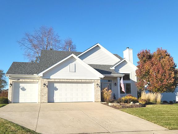 2nd image of 8496 Suffolk Dr