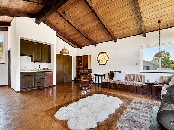 4th image of 1454 Escalero Road