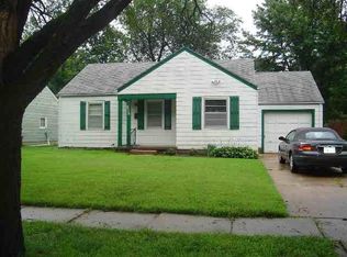 2139 E Menlo Dr, Wichita, KS 67211