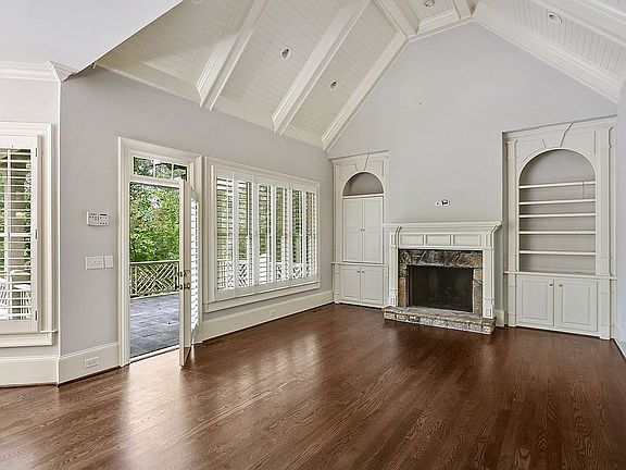 5th image of 4848 Rivercliff Dr SE