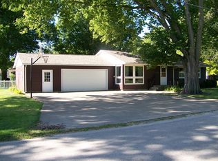 216 W Lee St, Pontiac, IL 61764