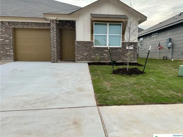 310 Green Valley Dr, Copperas Cove, TX 76522
