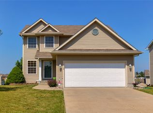 5122 NE Briarwood Dr, Ankeny, IA 50021