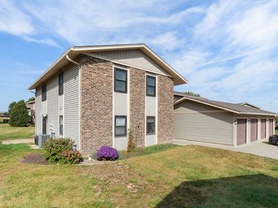 5815 Wilshire Ct UNIT B, Hanover Park, IL, 60133