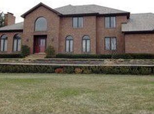 1349 Carlisle Dr, Inverness, IL 60010