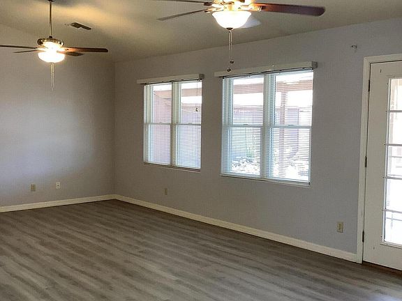 4th image of 8251 W Pine Valley Cir