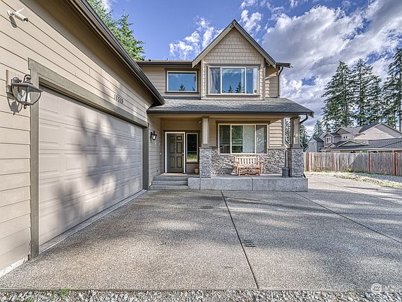 2nd image of 18519 38th Avenue E