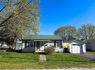 111 W Garfield St, Paris, IL 61944