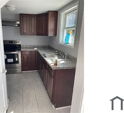 3 bed, $1,550 — Photo 2