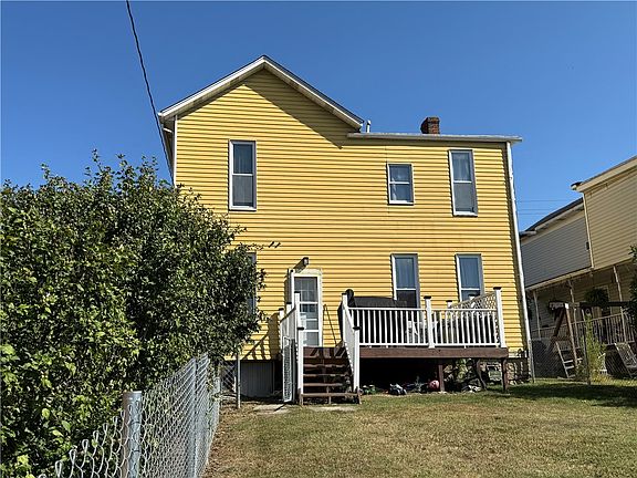 4th image of 158 E Lincoln St