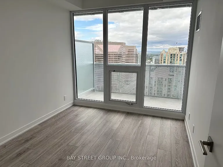 15 Holmes Ave #2507 — Photo 6