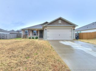 14824 S 276th East Ave, Coweta, OK 74429