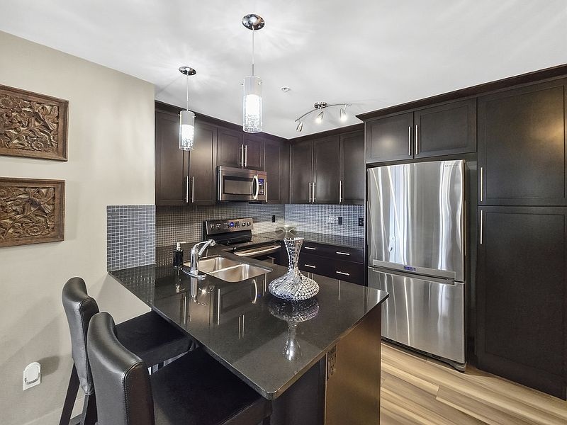 Calgary Townhouse for rent - 2 Bedrooms — photo 7