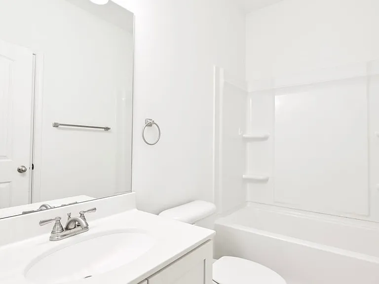 58 Laurel Cove Dr — Photo 17