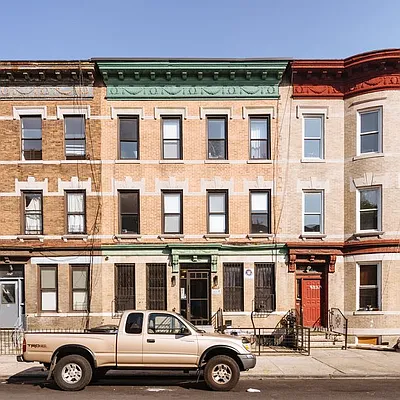 Rented by Nooklyn NYC LLC | media 27