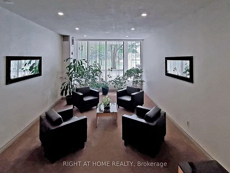 40 Bay Mills Blvd #1002 — Photo 3