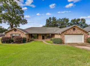 1960 Woodbridge Dr, Pensacola, FL 32514