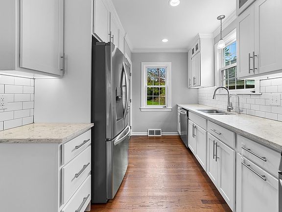 5th image of 601 Northridge Dr