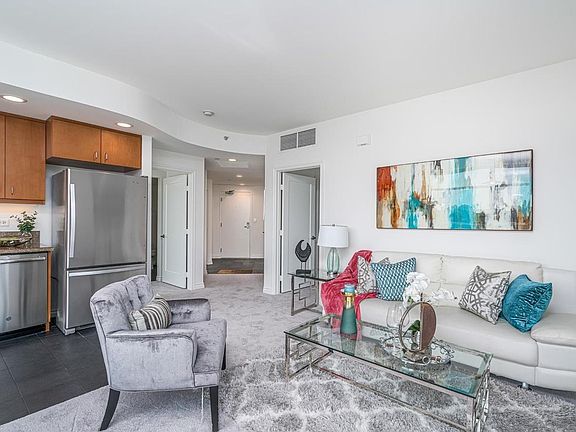 3rd image of 550 15th St Unit 605