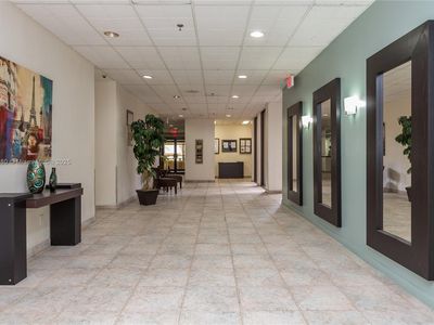 900 NE 195th St APT 317, Miami, FL, 33179
