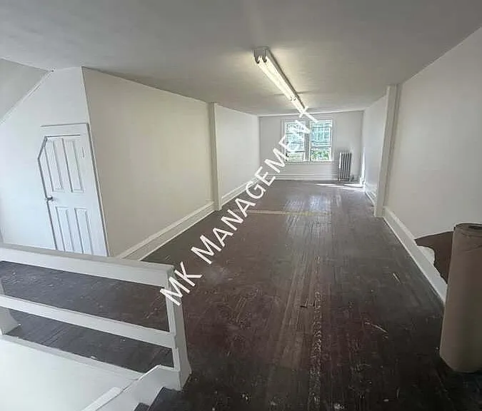 571 Charles Ave — Photo 41