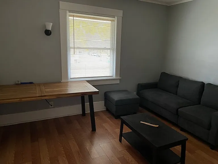 323 Wellington Ave — Photo 1