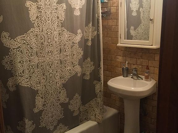 5th image of 4203 N Damen Ave #3