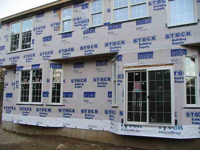 4th image of 4 GREENFIELD MANOR Road